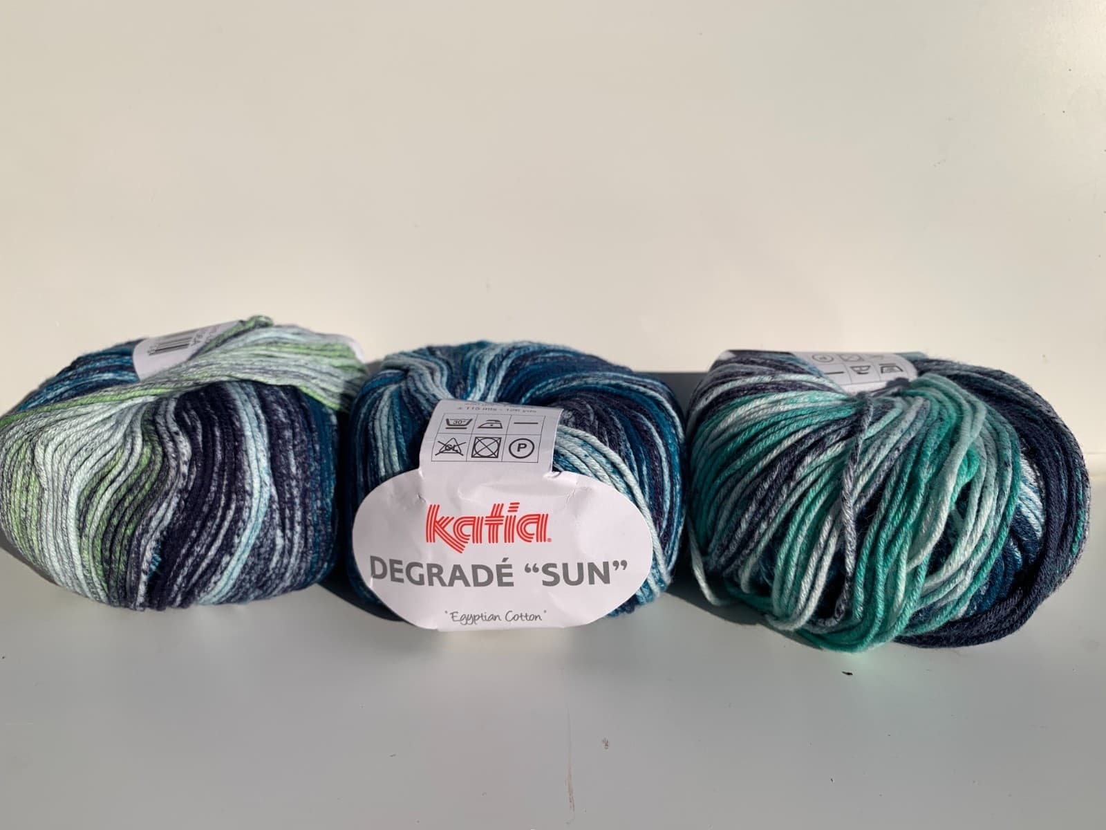 Katia Degradé Sun, Baumwolle, verschiedene Mosaik-Farbverläufe, Blau-Beige-Grau